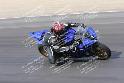 media/Nov-05-2022-SoCal Trackdays (Sat) [[f8d9b725ab]]/Turn 15 Inside (145pm)/